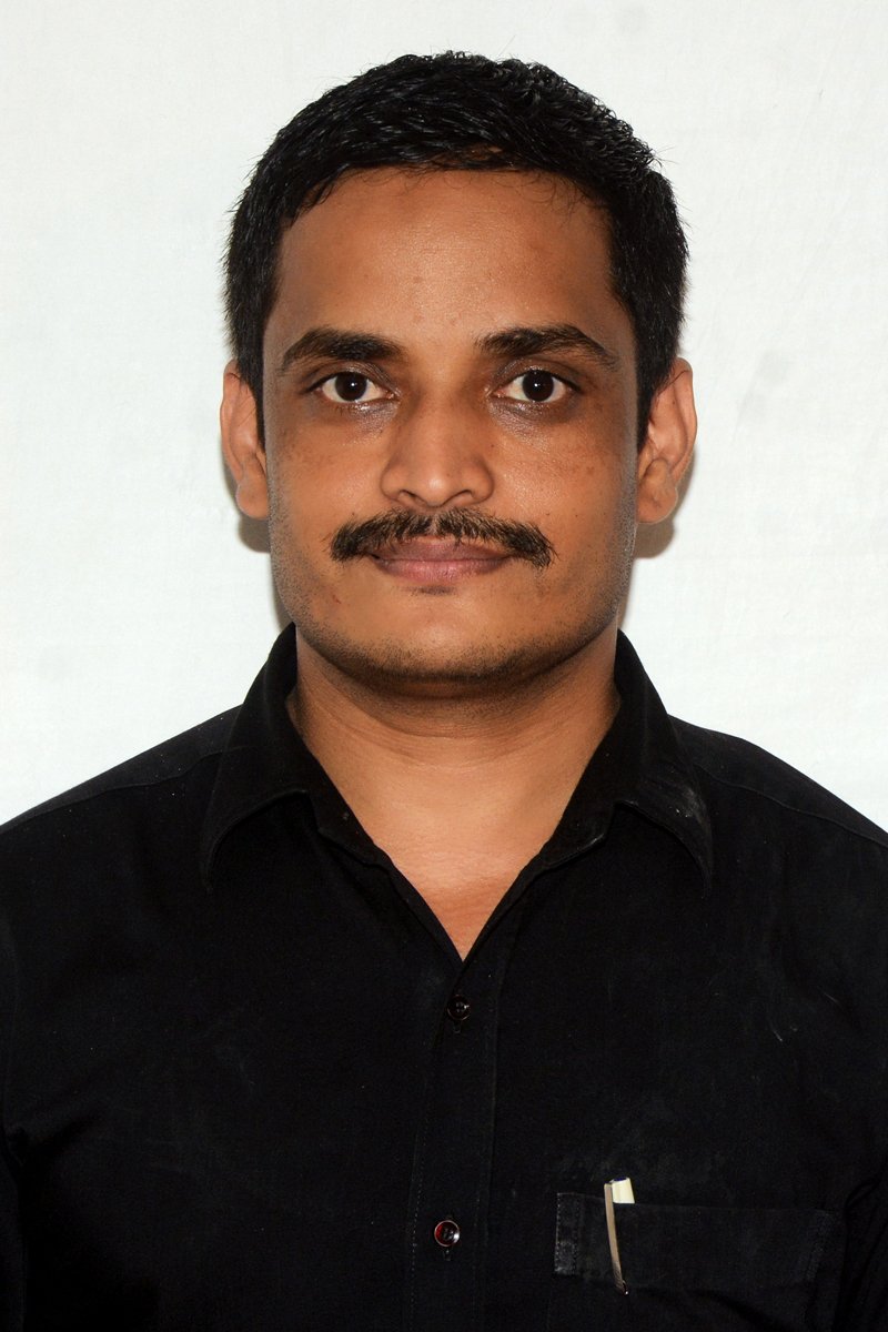 Dr. Ravindra Patil